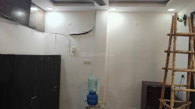 Bedroom Image of 550 Sq.ft 1 BHK Builder Floor for rent in Gujranwala Town New Delhi for Rs. 17500