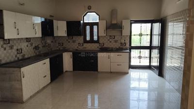 Kitchen Image of Sainik colony in Sector 49, Faridabad