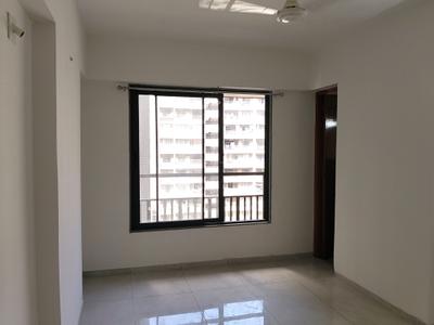 Bedroom Image of 870 Sq.ft 2 BHK Apartment / Flat for rent in Shree Sahajanand Helenium, Chandkheda Ahmedabad for Rs. 20000