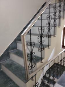 Image of 1500 Sq.ft 5 BHK Independent House for sale in Sector 47, Noida for Rs. 42500000