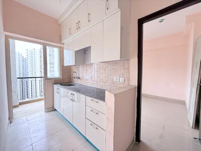 Kitchen Image of 585 Sq.ft 1 BHK Apartment / Flat for rent in Amrapali Dream Valley 2, Noida Extension Greater Noida for Rs. 16000