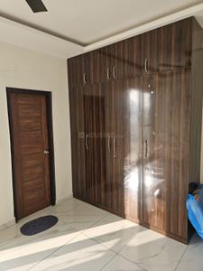 Bedroom Image of 1150 Sq.ft 2 BHK Apartment / Flat for rent in Gazipur Zirakpur for Rs. 16000