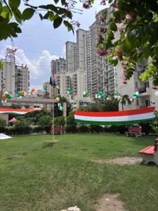Image of 920 Sq.ft 2 BHK Apartment / Flat for sale in Sethi Max Royal, Sector 76, Noida for Rs. 10200000