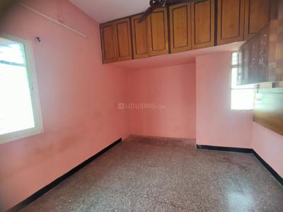 Bedroom Image of 570 Sq.ft 1 BHK Apartment / Flat for rent in Manganwlarpeth Kolhapur for Rs. 7000
