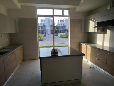 Kitchen Image of 3850 Sq.ft 4 BHK Villa for sale in Godrej Golf Links Villas, Jaypee Greens Greater Noida for Rs. 62500000