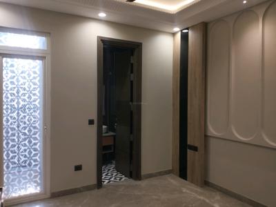 Bedroom Image of 1350 Sq.ft 3 BHK Builder Floor for sale in Paschim Vihar New Delhi for Rs. 28000000