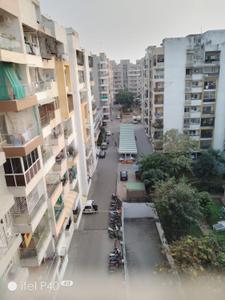Balcony Image of 2150 Sq.ft 3 BHK Apartment / Flat for rent in Blue Diamond Dilpasand Green, Scheme No 140 Indore for Rs. 35000