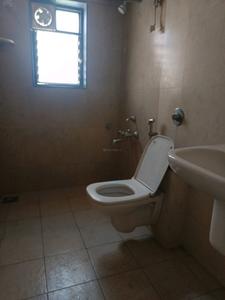 Common Bathroom Image of 1280 Sq.ft 2 BHK Apartment / Flat for sale in K Raheja Vistas Phase 1, Mohammed Wadi Pune for Rs. 10500000