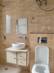 Bedroom One Image of 1400 Sq.ft 2.5 BHK Builder Floor for rent in Sector 51 Gurgaon for Rs. 40000