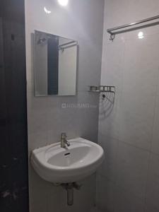 Bathroom Image of 900 Sq.ft 2 BHK Apartment / Flat for rent in Borivali East Mumbai for Rs. 45000