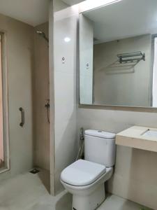 Common Bathroom Image of 1970 Sq.ft 3 BHK Apartment / Flat for sale in Hiranandani Rodas Enclave Annora, Hiranandani Estate Thane for Rs. 43000000