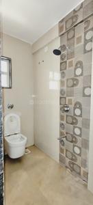 Bathroom Image of 520 Sq.ft 1 BHK Apartment / Flat for rent in Wadgaon Sheri Pune for Rs. 26000