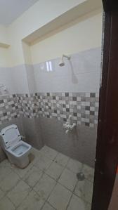 Bathroom Image of 372 Sq.ft 1 RK Apartment / Flat for rent in Sector 72 Noida for Rs. 12499