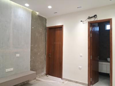 Bedroom Image of 1800 Sq.ft 3 BHK Builder Floor for sale in Paschim Vihar New Delhi for Rs. 32500000