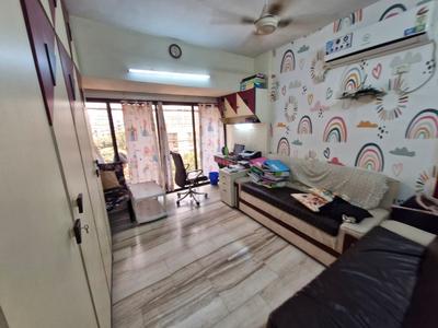 Bedroom Image of 1150 Sq.ft 3 BHK Apartment / Flat for rent in Neelkanth Valley, Ghatkopar East Mumbai for Rs. 124000