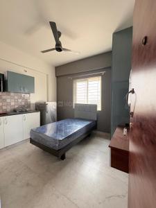 Bedroom Image of 550 Sq.ft 1 RK Apartment / Flat for rent in Kadubeesanahalli Bengaluru for Rs. 16000
