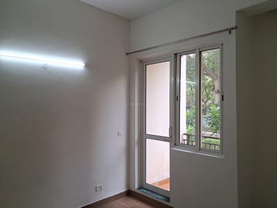 Bedroom Image of 1250 Sq.ft 3 BHK Apartment / Flat for sale in Jaypee Kosmos, Sector 134 Noida for Rs. 11900000
