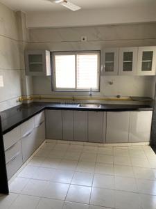 Kitchen Image of 1600 Sq.ft 3 BHK Apartment / Flat for rent in Goyal Vishal Residency, Prahlad Nagar Ahmedabad for Rs. 35000