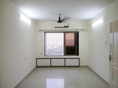 Aalay Empire Solitaire Living Room 1