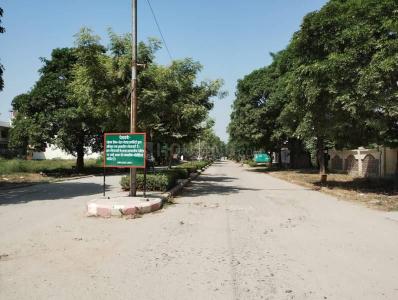 Image of 600 Sq.ft Residential Plot / Land for sale in Ansal Golf Links 1, Greater Noida for Rs. 125000000