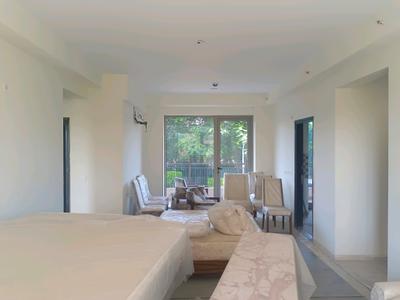 Living Room Image of 2100 Sq.ft 3 BHK Apartment / Flat for sale in Chintels Serenity Pocket B Phase II, Sector 109 Gurgaon for Rs. 32000000