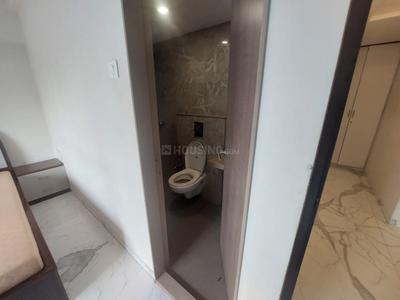 Bathroom Image of 1250 Sq.ft 2 BHK Apartment / Flat for sale in Malabar Hill Mumbai for Rs. 60000000
