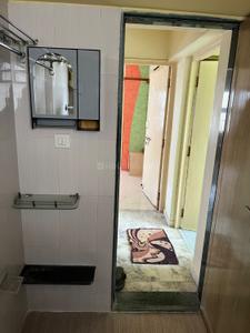 Bathroom Image of 1200 Sq.ft 2 BHK Apartment / Flat for rent in Naranpura Ahmedabad for Rs. 32000