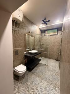 Bathroom Image of 1500 Sq.ft 3 BHK Apartment / Flat for sale in Alaknanda New Delhi for Rs. 35200000