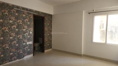 Bedroom Image of 2275 Sq.ft 4 BHK Apartment / Flat for rent in  The Empress, Nipania Indore for Rs. 50000