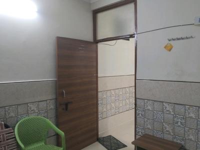 Living Room Image of 450 Sq.ft 1 BHK Builder Floor for rent in Mayur Vihar Phase 1 New Delhi for Rs. 15000