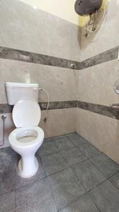 Bathroom Image of 900 Sq.ft 2 BHK Builder Floor for rent in Koramangala Bengaluru for Rs. 40000