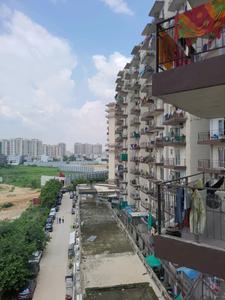 Building Image of 700 Sq.ft 2 BHK Apartment / Flat for sale in ROF Aalayas 1, Sector 102 Gurgaon for Rs. 6300000