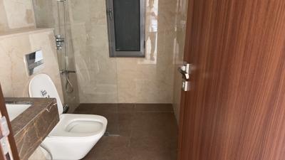 Image of 1260 Sq.ft 3 BHK Apartment / Flat for rent in Piramal Mahalaxmi South Tower, Worli, Mumbai for Rs. 250201