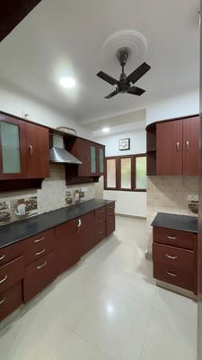 Kitchen Image of 2950 Sq.ft 3 BHK Builder Floor for sale in Palm Ardee City, Sector 52 Gurgaon for Rs. 22500000