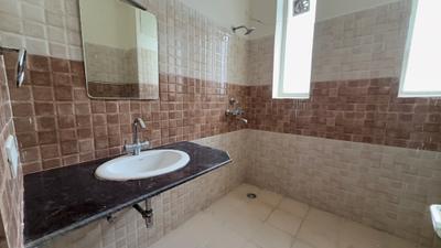 Image of 1700 Sq.ft 3 BHK Villa for rent in Amrapali Dream Valley, Noida Extension, Greater Noida for Rs. 30000