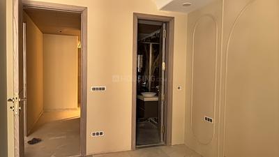 Bedroom Image of 2700 Sq.ft 4 BHK Builder Floor for sale in DLF Phase 2 Gurgaon for Rs. 52500000