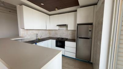 Kitchen Image of 2105 Sq.ft 3 BHK Apartment / Flat for rent in Supertech Supernova, Sector 94 Noida for Rs. 70000