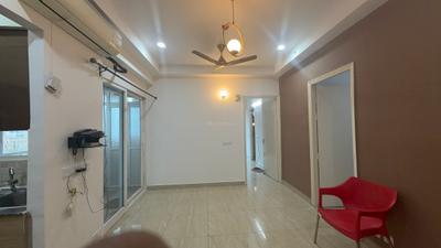 Living Room Image of 1075 Sq.ft 2 BHK Apartment / Flat for sale in Gaur City 7th Avenue, Noida Extension Greater Noida for Rs. 9000000