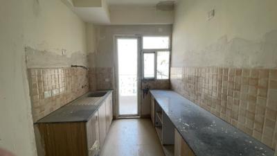 Kitchen Image of 1200 Sq.ft 3 BHK Apartment / Flat for rent in Amrapali Crystal Homes Phase 1, Sector 76 Noida for Rs. 36000