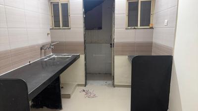Kitchen Image of 1000 Sq.ft 2 BHK Apartment / Flat for rent in Vardhaman Heights Phase2, Rahatani Pune for Rs. 25000
