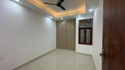 Bedroom Image of 950 Sq.ft 3 BHK Apartment / Flat for sale in Chhattarpur New Delhi for Rs. 7500000