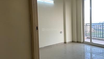 Bedroom Image of 740 Sq.ft 3 BHK Apartment / Flat for sale in ROF Aalayas Phase 2, Sector 102 Gurgaon for Rs. 7600000