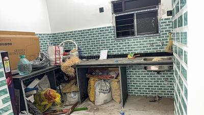 Kitchen Image of 798 Sq.ft 2 BHK Apartment / Flat for sale in Picnic Garden Kolkata for Rs. 3900000