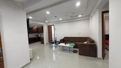 Living Room Image of 1500 Sq.ft 4 BHK Builder Floor for rent in Dwarka Mor New Delhi for Rs. 60500