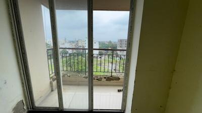 Balcony Image of 892 Sq.ft 2 BHK Apartment / Flat for rent in Swagat Skyline, Rajarhat Kolkata for Rs. 12000
