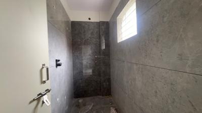 Bathroom Image of 650 Sq.ft 1 BHK Builder Floor for rent in Indira Nagar Bengaluru for Rs. 36000