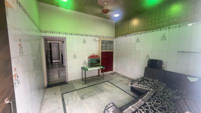 Living Room Image of 1500 Sq.ft 2 BHK Apartment / Flat for rent in Amraiwadi Ahmedabad for Rs. 18000