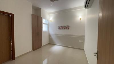 Bedroom Image of 2800 Sq.ft 4 BHK Builder Floor for sale in SS Linden Residential Floors, Sector 84 Gurgaon for Rs. 31800000