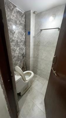 Bathroom Image of 559 Sq.ft 1 BHK Apartment / Flat for rent in Earthshastra Nariman Point, Mahalakshmi Nagar Indore for Rs. 16000