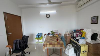 Living Room Image of 1106 Sq.ft 2 BHK Apartment / Flat for sale in Rustomjee Azziano, Thane West Thane for Rs. 17500000